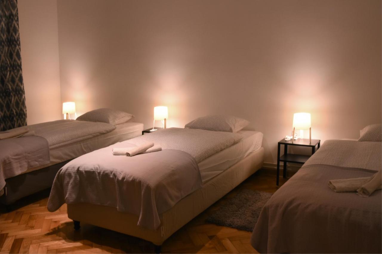 Hills Apartments Vrsac Luaran gambar