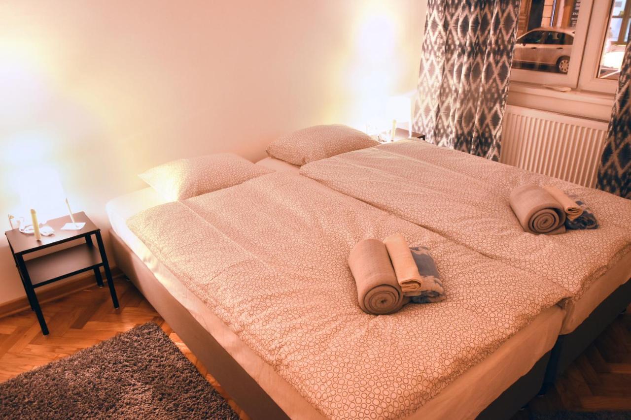 Hills Apartments Vrsac Luaran gambar