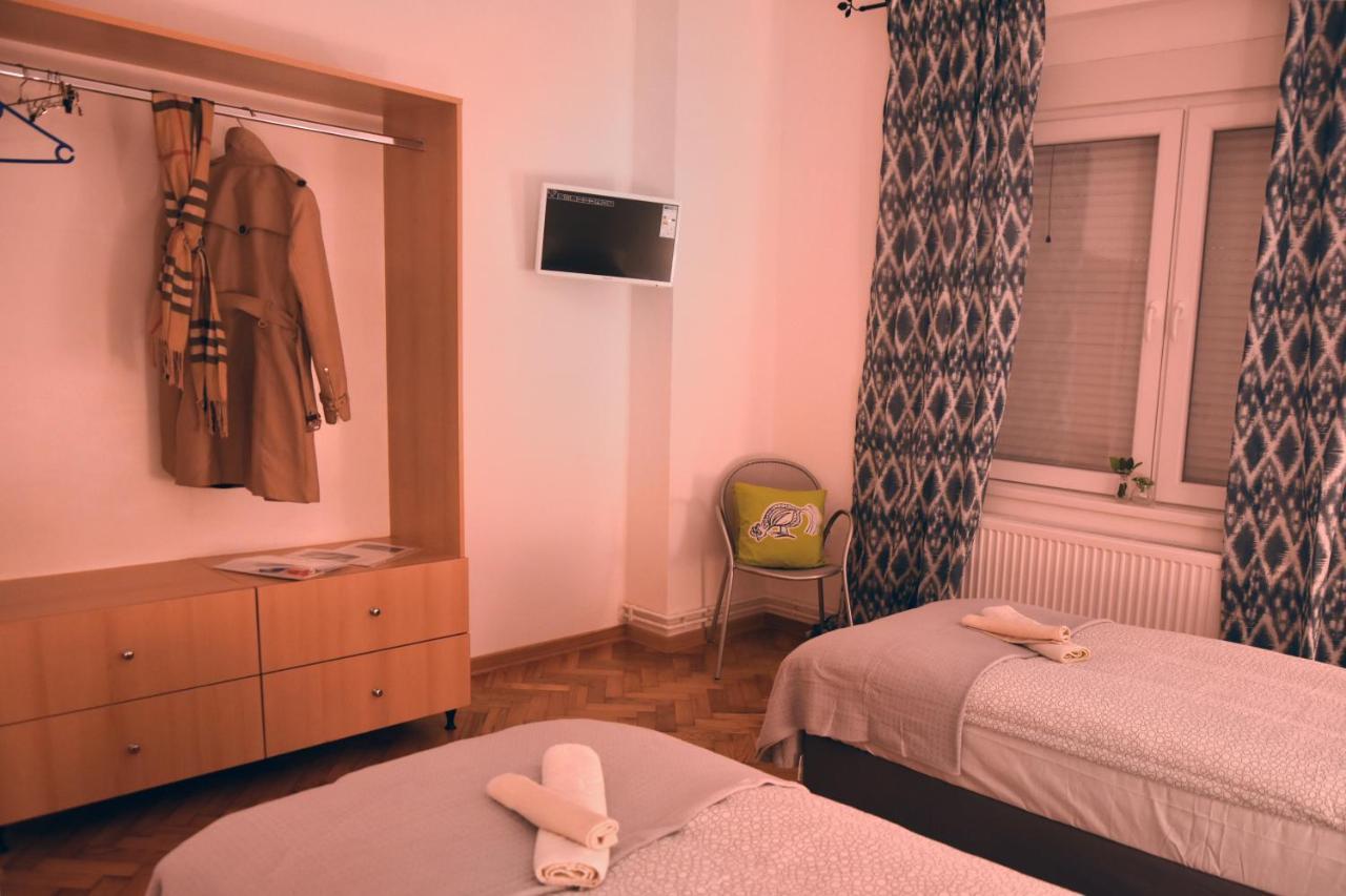 Hills Apartments Vrsac Luaran gambar