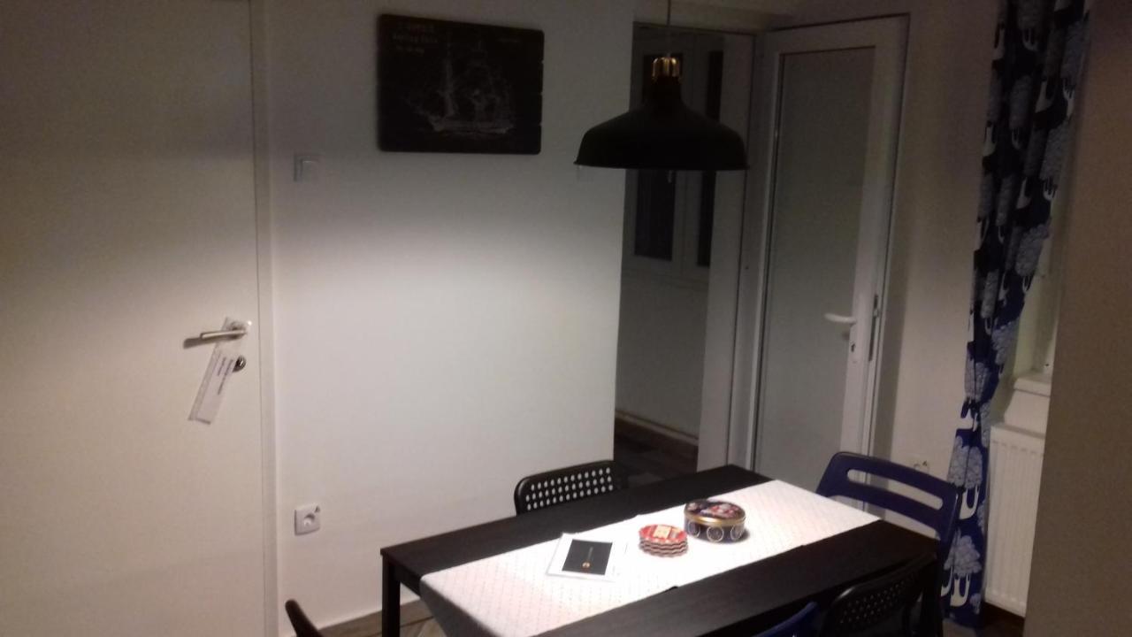 Hills Apartments Vrsac Luaran gambar