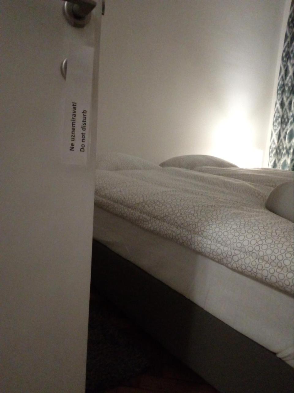 Hills Apartments Vrsac Luaran gambar